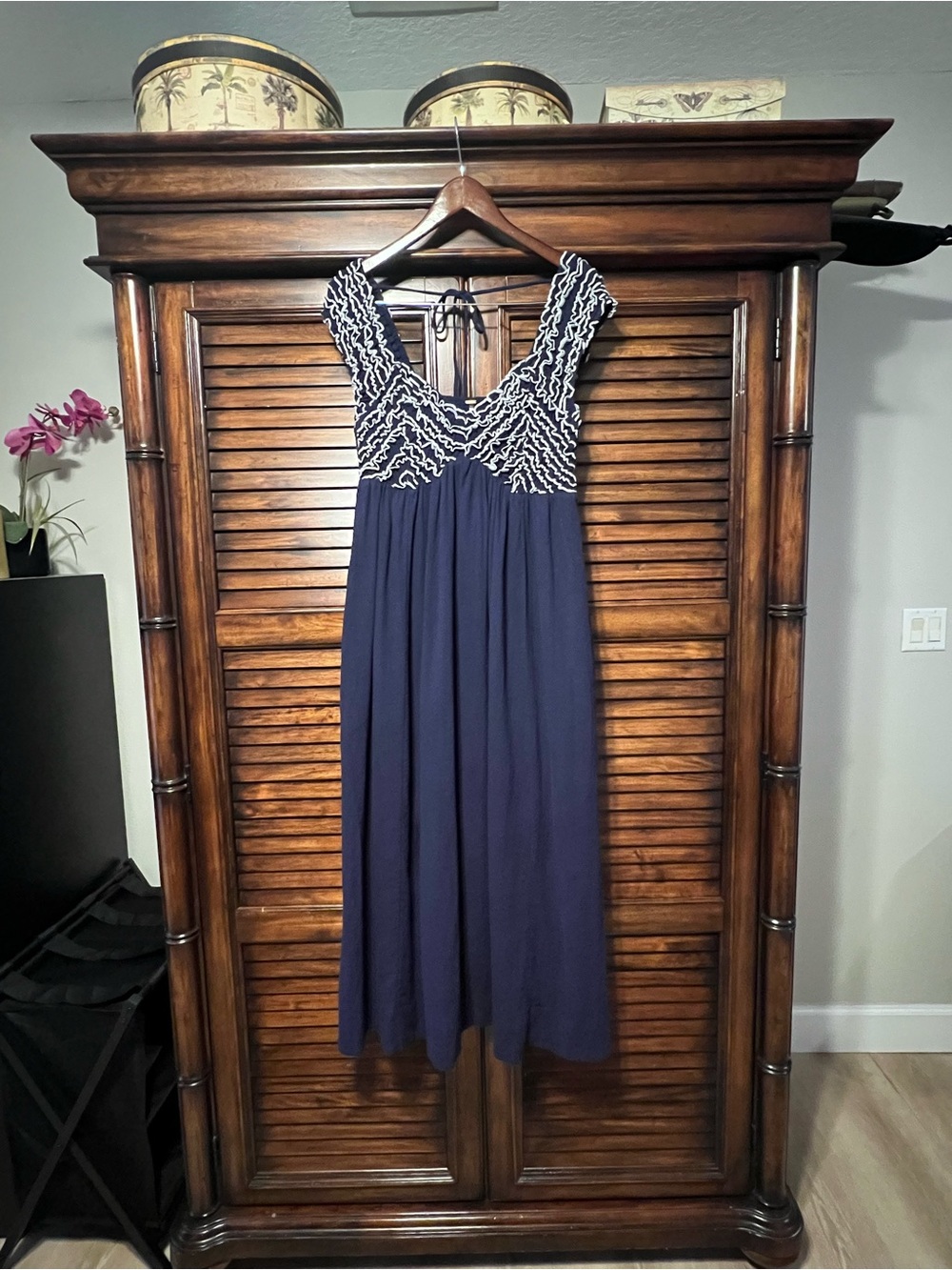 Free People Feel The Frill Blue‎ & White Midi Dress Size Large Babydoll Flowy